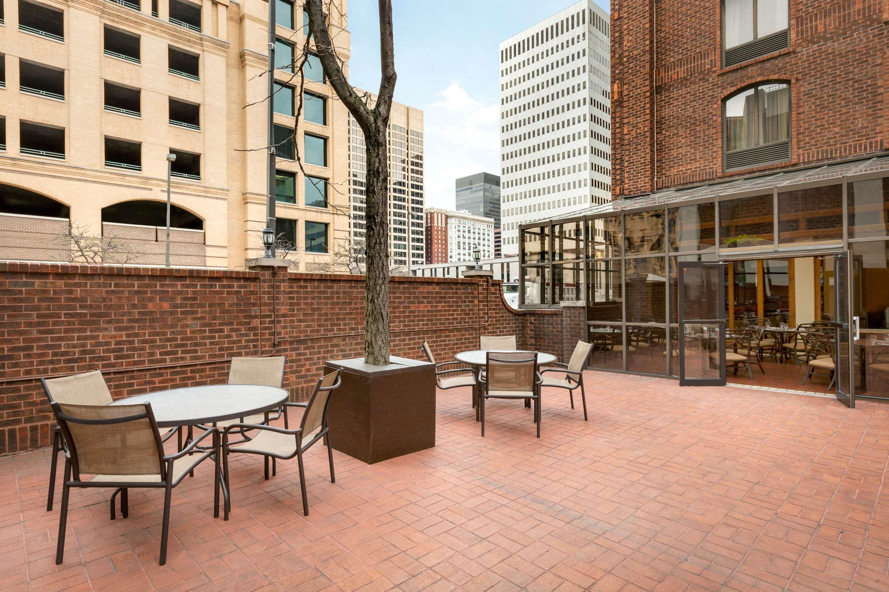 Days Inn By Wyndham Baltimore Inner Harbor Экстерьер фото